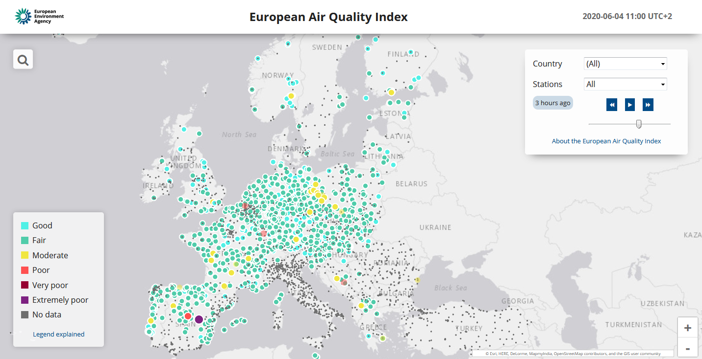 Oznaczone kolorami wartości Europejskiego Indeksu Jakości Powietrza w portalu EEA informującym o jakości powietrza w Europie